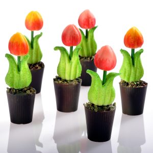 Marzipan-Tulpe im Schokotopf