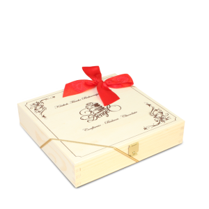 Pralinen in Geschenk Holzbox 16er