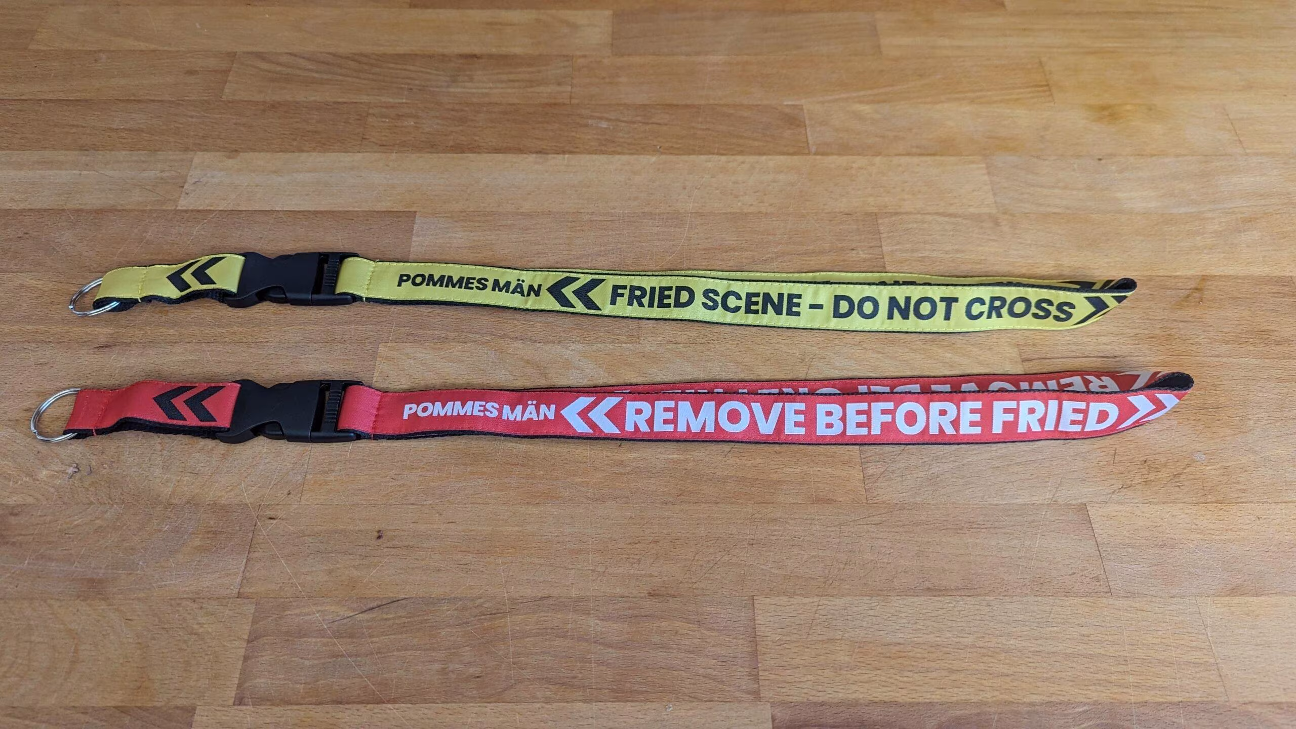 2 x Schlüsselbänder (Lanyards)